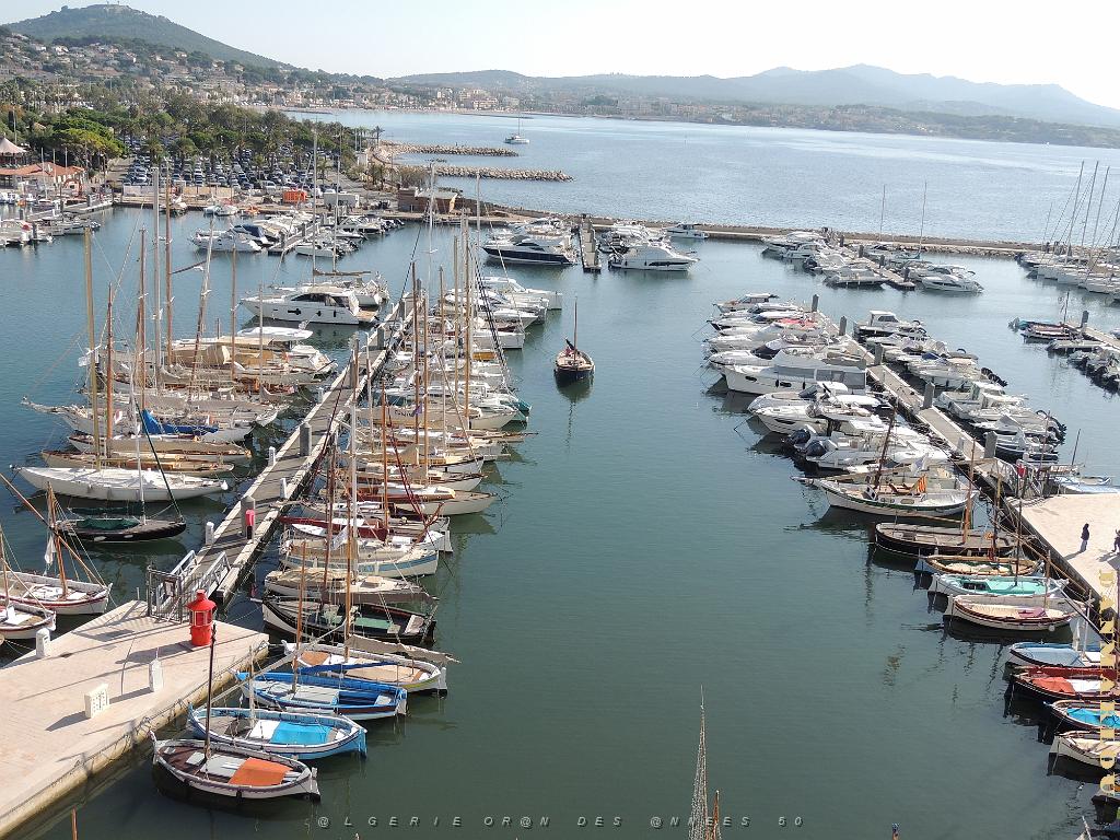 2024 11 02 EN FLANANT SUR SANARY (60).jpg